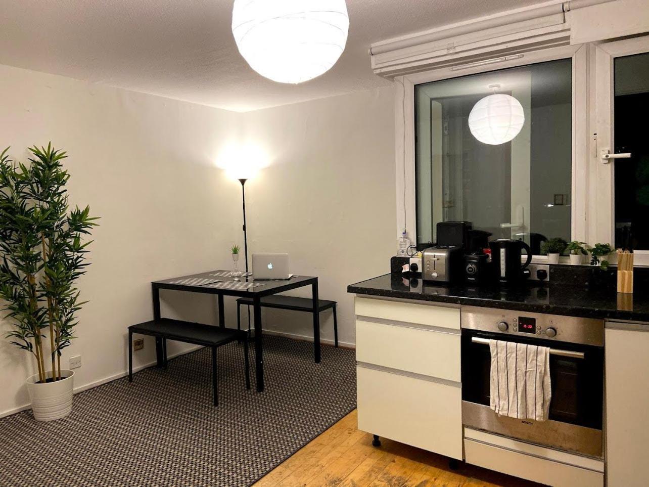 Spacious Room With City Skyline Views Close To London Eye Exterior photo